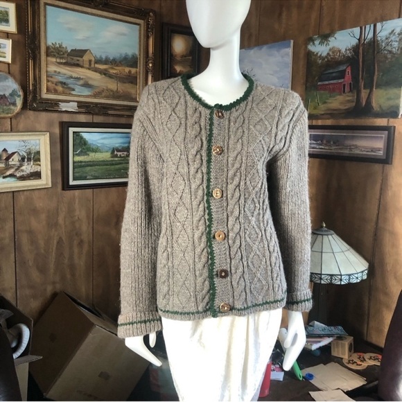 Vintage Handmade Wool Sweater Knit Cardigan - Picture 8 of 10